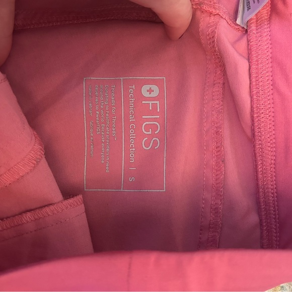 Figs Coral pink scrub pants size small - Picture 2 of 2